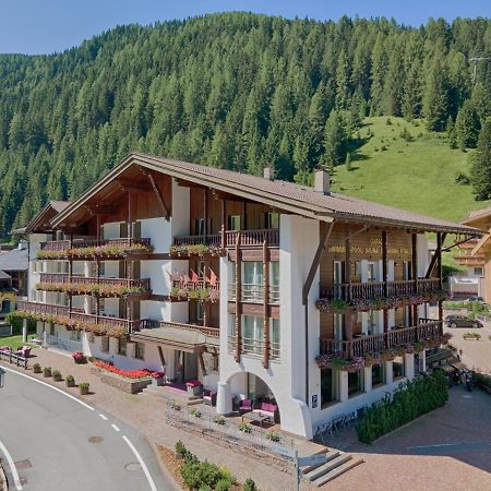 Hotel Genziana Wolkenstein in Gröden Exterior foto