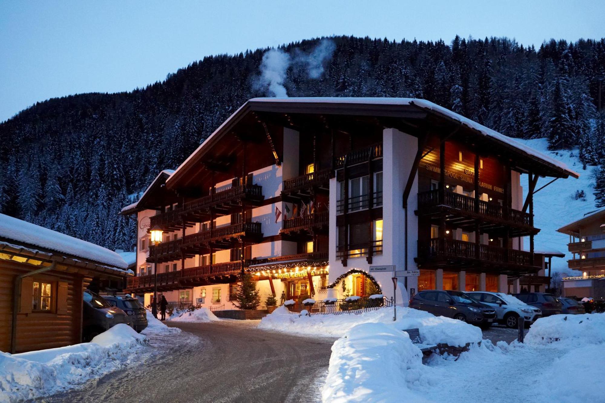 Hotel Genziana Wolkenstein in Gröden Exterior foto