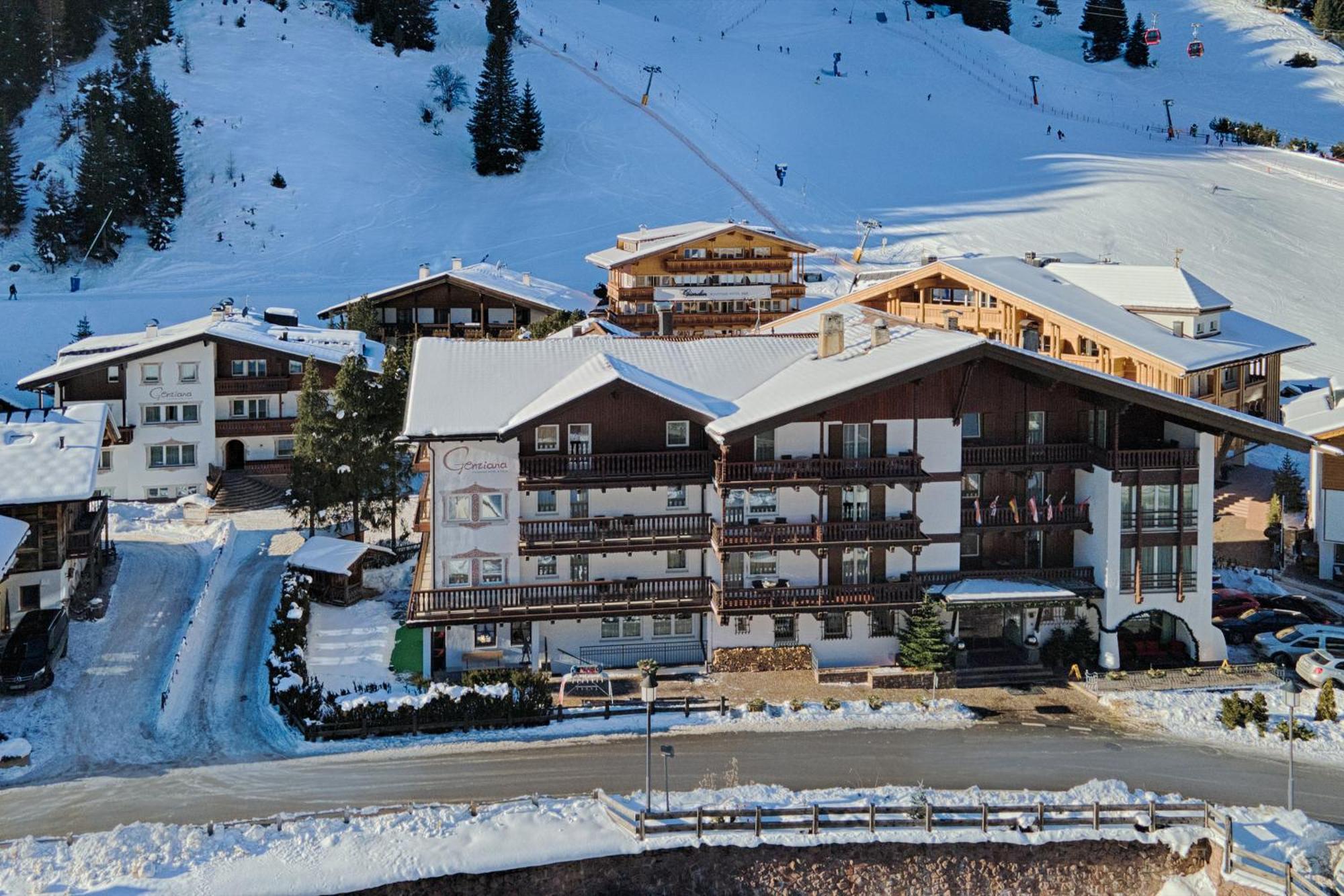 Hotel Genziana Wolkenstein in Gröden Exterior foto